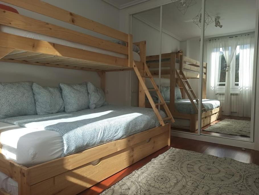 Bajo Con Jardin Privado Apartment Сантандер Екстериор снимка
