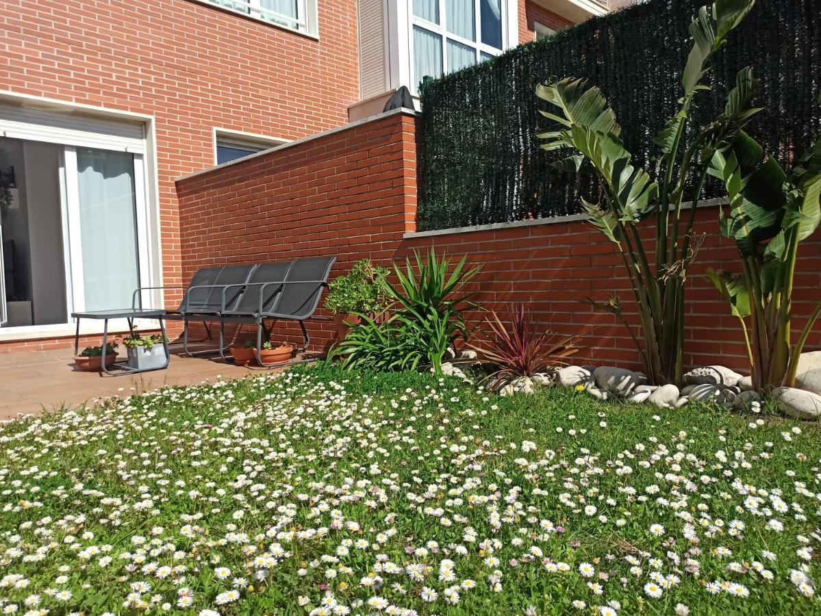 Bajo Con Jardin Privado Apartment Сантандер Екстериор снимка